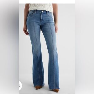 Women’s Express Medium Rise Pintuck Raw Hem FlexX 70s Flare Jeans